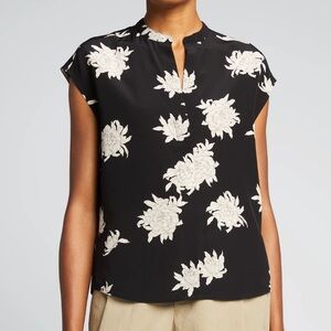 VINCE Chrysanthemum 100% Silk Top in Black Sz M Floral Resortwear Vacation